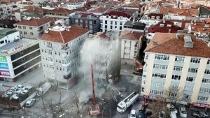 İstanbul'da deprem riskinin en yüksek olduğu ilçelerden olan Avcılar'da konut krizi yaşanıyor: Fiyatlar ikiye katlandı