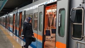 İstanbul'da "Gece Metrosu" seferleri yeniden başladı