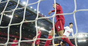 Liverpool, Totenham ile berabere kaldı