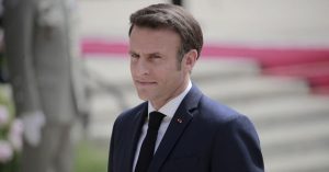 Macron'un yeni dönemi için tören